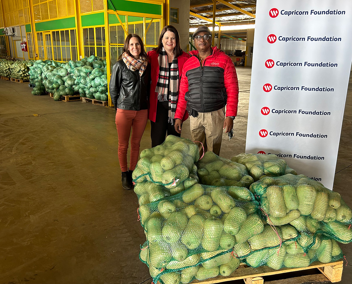 Marlize Horn; and Founder of Response Action Based Organisation Zackary Itodo geared up to distribute butternuts
